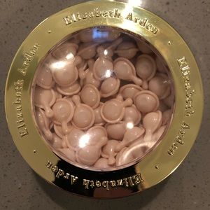 Elizabeth Arden Ceramide Time Capsules ~ 60 capsules.